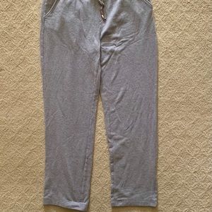 Soft and comfortable lounge pant.